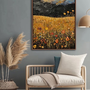 Puede incluir: Una pintura de un campo de flores silvestres bajo un cielo oscuro con luna llena. Las flores son en tonos de amarillo, naranja, rojo y morado. El cielo es azul oscuro con algunas nubes blancas. La luna es un c&iacute;rculo blanco brillante.