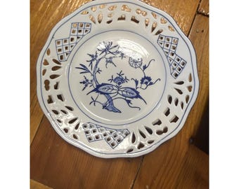 Pierced Reticulated Blue Onion Design 8" Wall Hanging Plate Giftable Collector