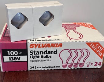 Old style - Sylvania - Standard 100 Watt - Light Bulbs - 1 Pack/4 Bulbs - (Read)