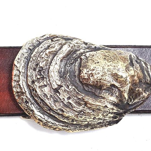 Hebilla de cinturón Buckleworks Oyster hecha a mano de 3,17 cm (1 1/4 pulgadas) / Latón o plata de ley (*consulte la descripción del producto para obtener más instrucciones).