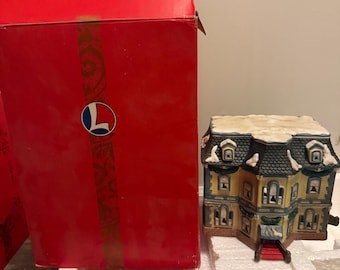 Vintage 1992 Lionelville Service Welcome Center | Lionel Christmas Village | Boxed Holiday Village Building | Charisma Collectible