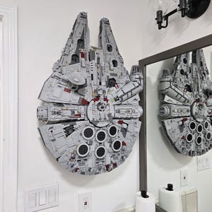 3D Printed Lego UCS Millennium Falcon 75192 Wall Mount