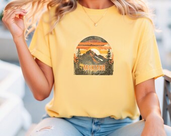Retro Montana Sunset T-Shirt, Vintage Mountain Graphic Tee, Aesthetic Nature Inspired Top, Casual Outdoor Apparel