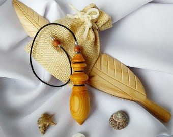 Péndulo de adivinación/radistesia, hecho a mano en madera de tejo