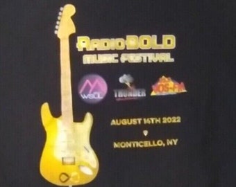 Radio Bold Music Festival T-shirt SALE Monticello NY med/large crew shirt