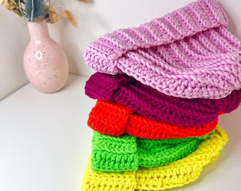 Very warm ribbed hat in 100% merino wool in various colours