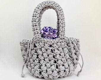 Silver and lilac bucket crochet bag