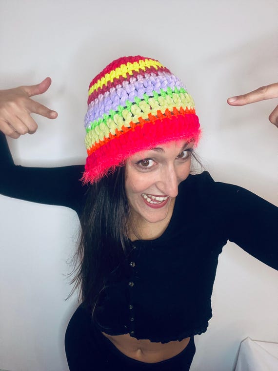 Multicolor fluorescent bucket hat