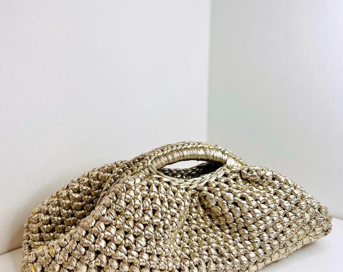 Featured listing image: gold clutch