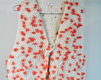 Wool vest with little flowers