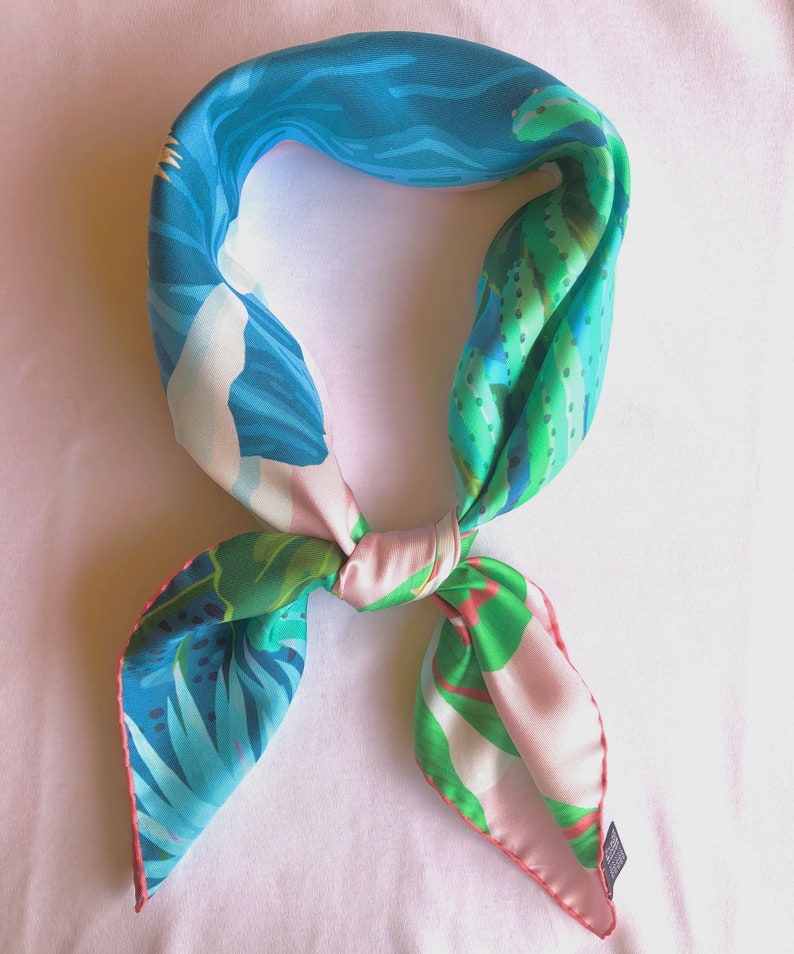 Foulard en soie surfine oiseaux et cactus pour femme , écharpe en soie de créateur, foulard cheveux en twill, foulard pour fête des mères image 7