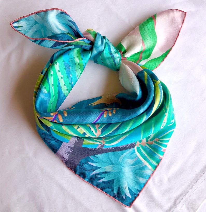 Foulard en soie surfine oiseaux et cactus pour femme , écharpe en soie de créateur, foulard cheveux en twill, foulard pour fête des mères image 9