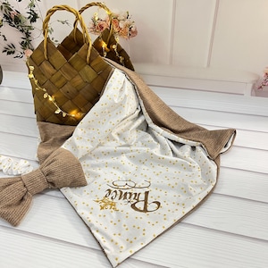 Gestickte Babydecke: Beige Strick, personalisierte Andenken