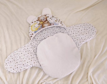 Schlafsack für ein Neugeborenes „Mommy's Hugs“. Neugeborenen-Outfit, Accessoires für Neugeborene, Neugeborenen-Geschenk, Kinderwagen-Accessoire, Neugeborenen-Tuch