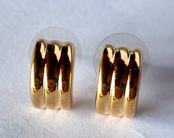 Vintage Half Hoop Gold Earing
