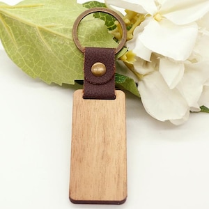 Simple and Practical! Natural Wooden Keychain, Rustic Style to Carry Everywhere
