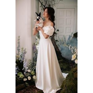 Simple Modest Wedding Dress, Off The Shoulder Boho Wedding Dress, Fairy Wedding Dress, Elopement Dress, Fantasy Wedding Dress