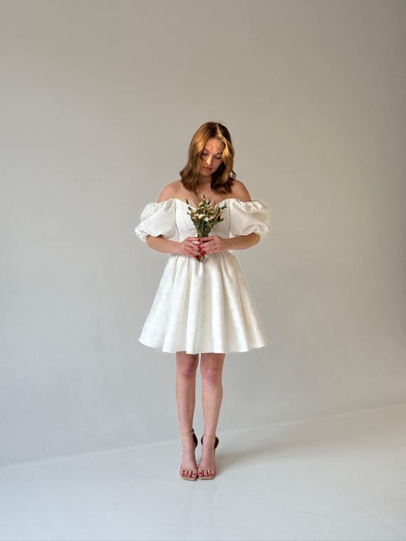 cocktail dress for beach wedding 29 Guest Dresses to Wear to Seaside Weddings in 2026 Beach Wedding Guest Dresses |