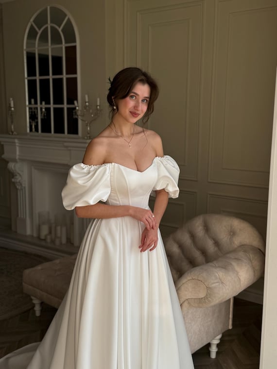 Princess Renaissance Wedding Dress, Victorian Wedding Dress, Elopement Corset Wedding Dress, Fairy Satin Wedding Dress, Fantasy Ball Gown