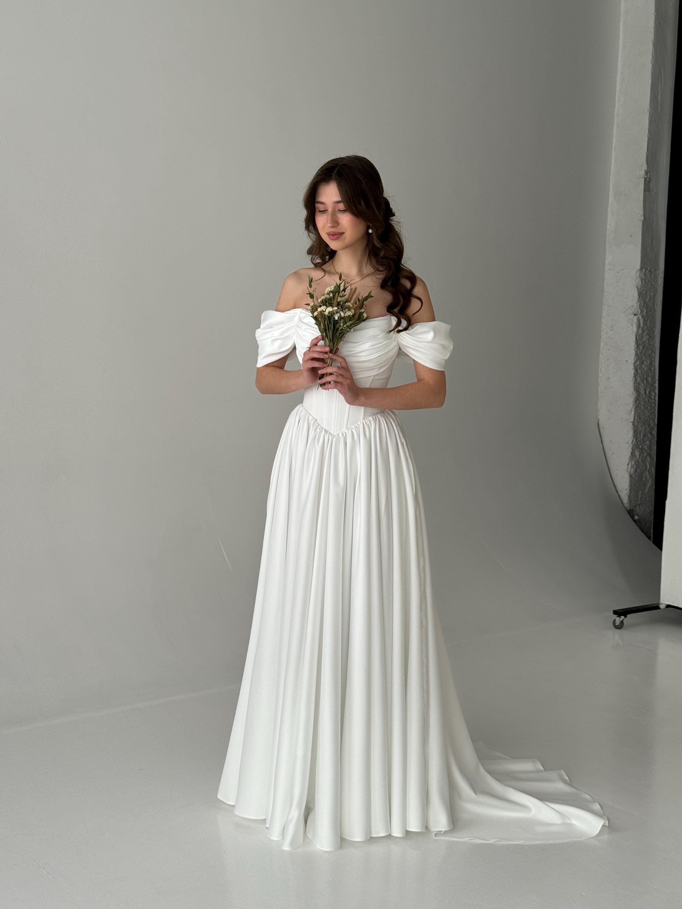Vestido de novia con corsé, vestido de novia modesto, vestido de novia con cintura vasca, vestido de novia playero de verano, vestido de novia para el juzgado