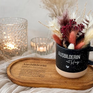 Personalisiertes Geschenk Ausbilderin Ausbilder | Graviertes Akazienholzbrett | Optionale Tasse | Trockenblumen | Ausbildungsabschluss