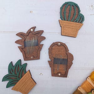 Houten naaldenetui, magnetische naaldenetui, houten naaldopberger, vak voor spelden, speldenkussen. Sappig.