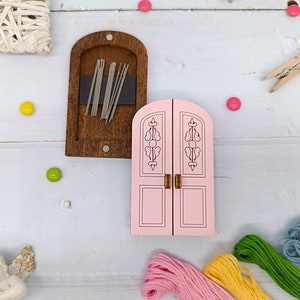 Houten naaldenetui, magnetische naaldetui, houten naaldopberger, naaispeldencompartiment, roze speldenkussen KF056/60