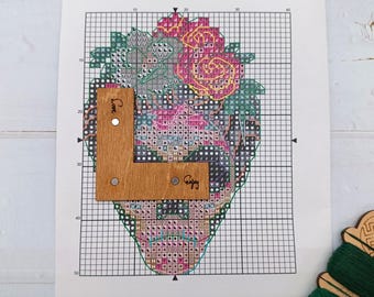Magnetic Plywood Cross Stitch Frame, Embroidery Needlework Tool