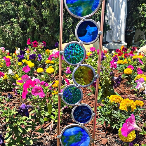 Stained Glass Paw Print Yard Art Free Shipping. - Etsy