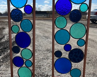 Stained glass lawn, garden stakes Blue mix.  Free shipping