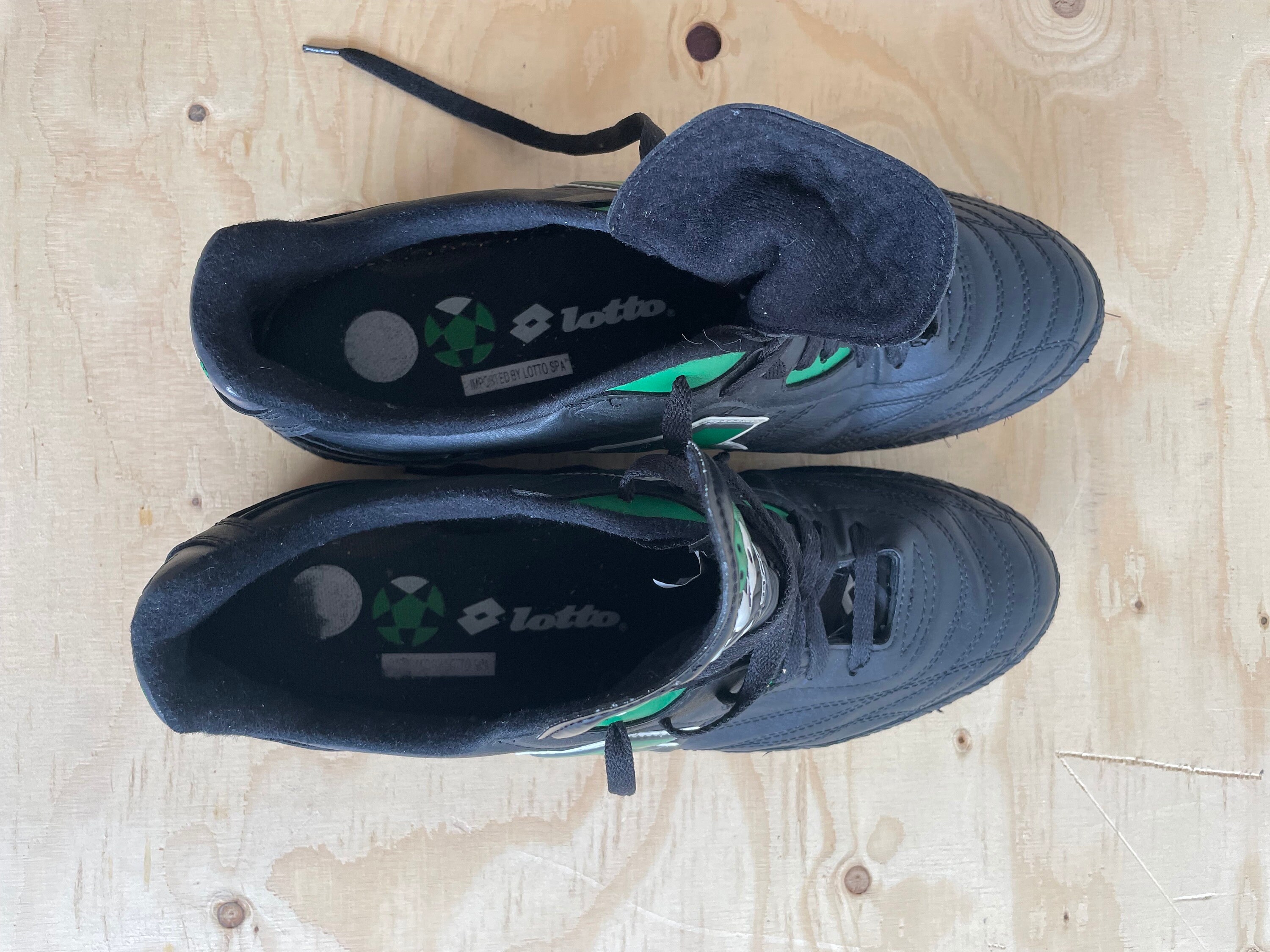 Lotto solista 100 fg chaussures de foot sol dur hommes en ance | Clasf sports