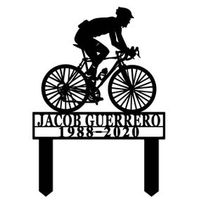 カスタムロードバイクメタルメモリアルサイン、男性ロードバイクレースメモリアルステーク、パーソナライズされたサイクリングサイン、自転車装飾、自転車墓標