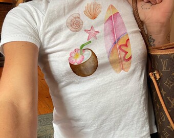 Beach Collage Y2k Baby Tee Y2k Shirt Trendy Baby Tee Summer Baby Tee 90s Baby Tee Aesthetic Y2K Baby Tee Hawaii Graphic T-shirt Girls Trip