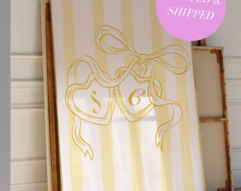 Benutzerdefinierte Paare Initial Locket Art Print Benutzerdefinierte Paar Geschenk Print Trendy Ungerahmt Druck Schlafzimmer Wandkunst Schlafzimmer Print Paar Namen über dem Bett