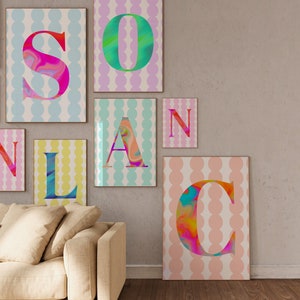 Impressão de letras coloridas personalizadas, presente para amigos, alfabeto personalizado, iniciais, impressão, berçário, arte de parede, decoração inicial personalizada