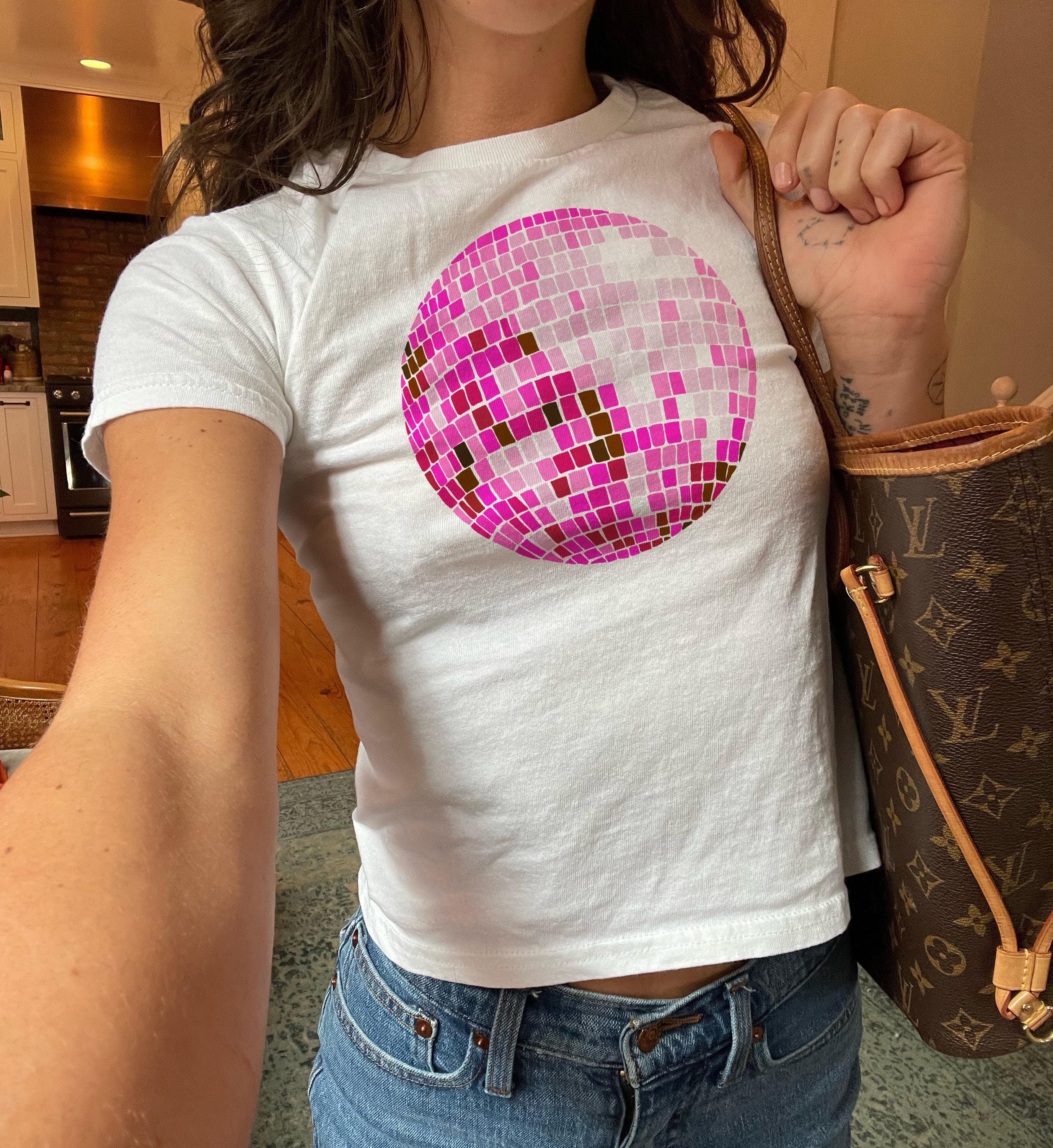 Disco Ball Shirt Retro Party Shirt Y2K 90s Baby Tee 00s It Girl Style Clothing Trendy Disco Ball Tee For Women Sparkling Disco Ball Top Pink