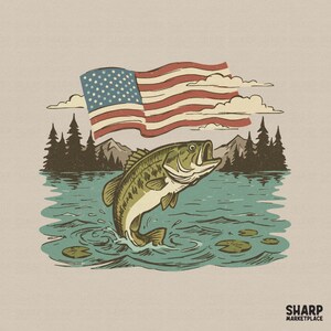 Op de afbeelding: Een grafische illustratie van een forelbaars die uit blauwgroen water met waterlelies springt. Op de achtergrond staan donkergroene dennenbomen, bergen en een wapperende Amerikaanse vlag onder wolken. De tekst Sharp Marketplace staat onderaan.