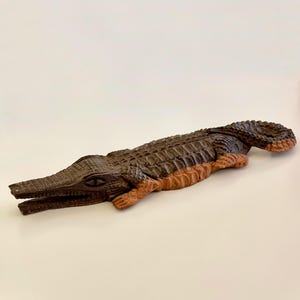 Escultura de cocodrilo de madera vintage, estatua única, talla de madera, figura de animal africano, figuras de cocodrilo, estilo francés antiguo, madera hecha a mano