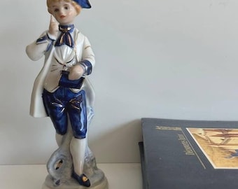 Französische Cottage Porzellan Jungen Figur - Sammler Vintage Statue - Porzellan Geschenk für Sammler