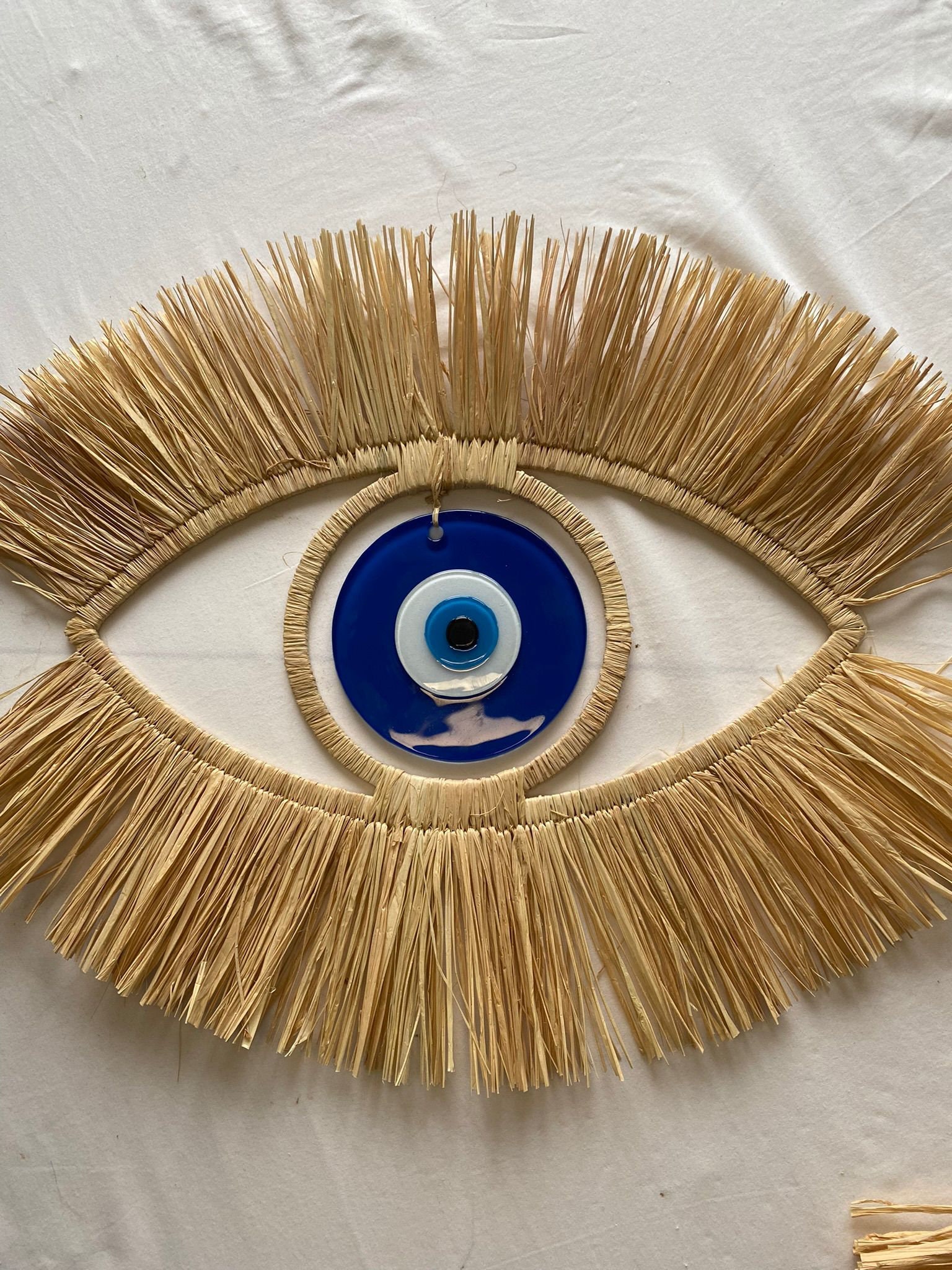 Lion Head Shaped Wall Decor / Dried Raffia
