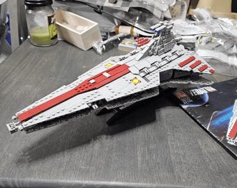 Star Wars Republic Venator Class Star Destroyer MOC Building Set (alt bricks)