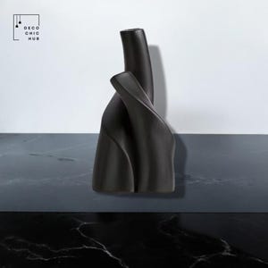 Modern Black Sculpture, Hug Statue, Living Room Flower Arrangement, Office Home Decoration, Home Decor, Modern Sculpture, Modern Art