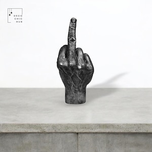 モダンな白い抽象的な陶器の彫刻、ハグ像、オフィスのホーム