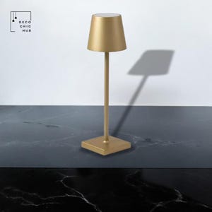 Rechargeable Table Gold Lamp, Touch Sensor, LED Desktop, Night Light Wireless, Reading Lamp for Restaurant, Hotel, Bar, Bedroom Decor