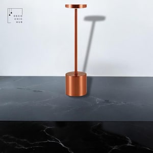 Rechargeable Table Rose-Golden Lamp, Wireless, Touch Sensor, LED Desktop, Night Light Wireless, Reading Lamp for Restaurant, Bedroom