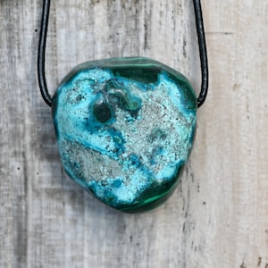 Beautiful CHRYSOCOLLA-MALACHITE pendant 31.9 g