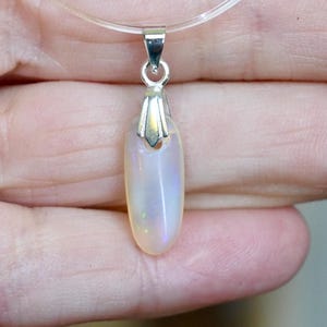 Very beautiful, small Ethiopian WELO-OPAL pendant