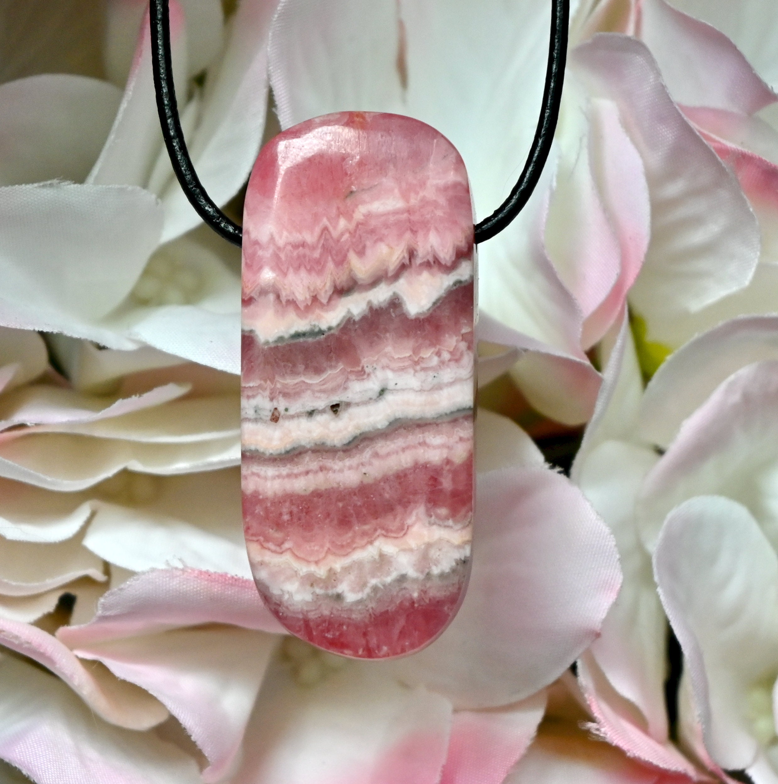 Beautiful, large RHODOCHROSITE pendant 21.4 g