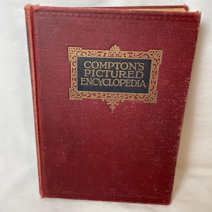 Antique 1924 Hardcover - Comptons Pictured Encyclopedia, Volume 2, Printed in USA
