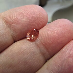 Peach Labradorite 7x5mm Oval